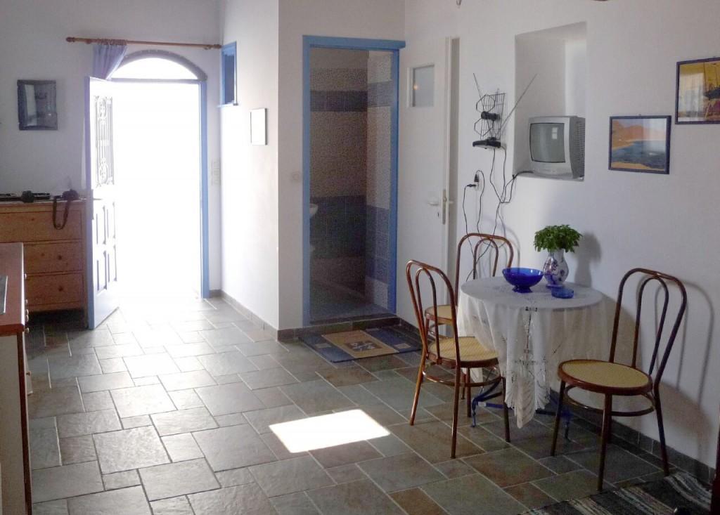 Floras Rooms And Studios Anafi Buitenkant foto