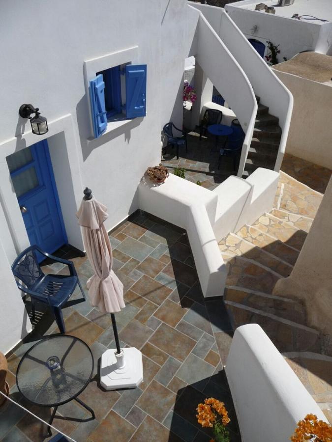 Floras Rooms And Studios Anafi Buitenkant foto